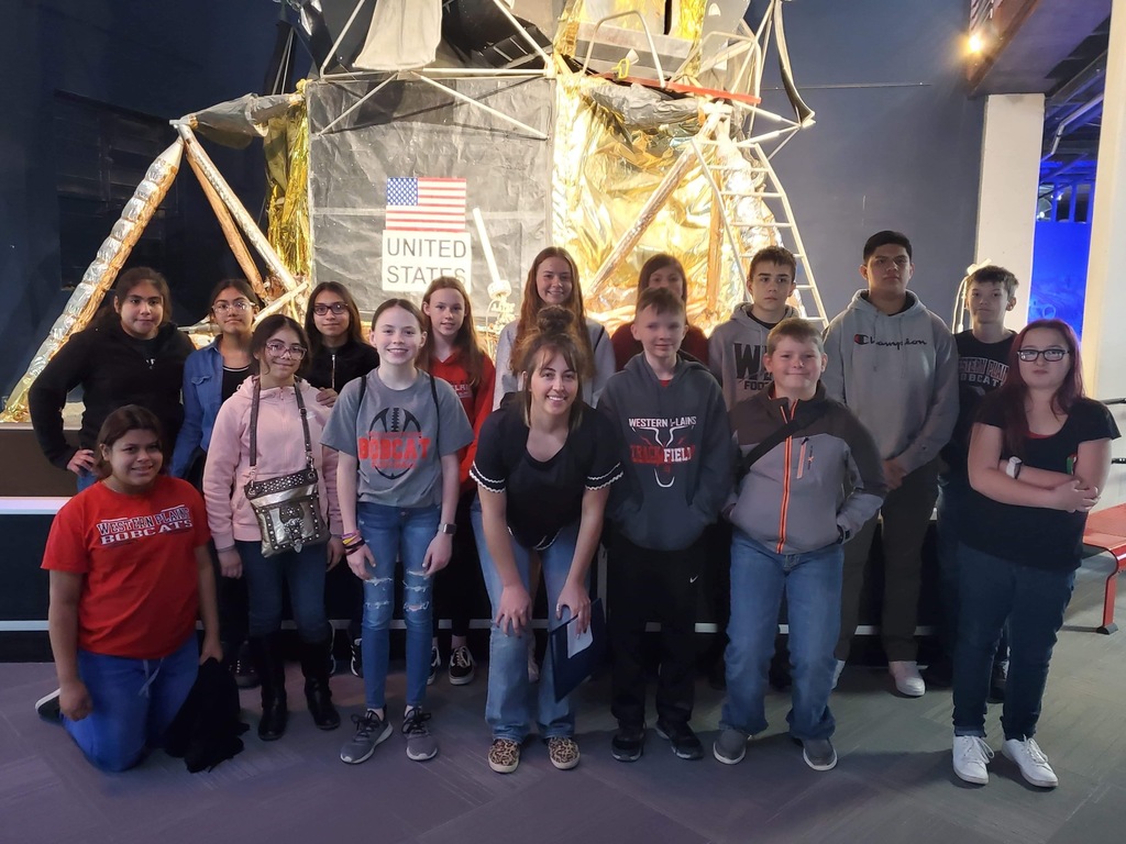 students at cosmosphere