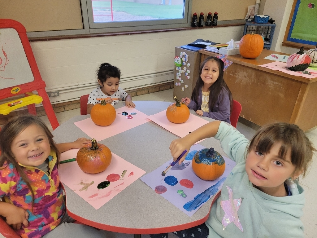 WPS Preschool and K/1 decorated pumpkins for the bank.